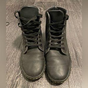 Doc Martens Shoreditch Lace Up Boots